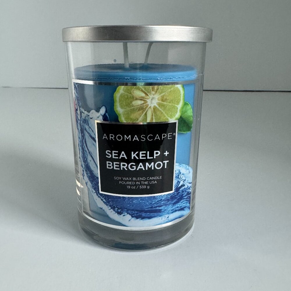 Chesapeake Bay AROMASCAPE 19 oz SEA KELP + BERGAMOT Double Wick TUMBLER Candle